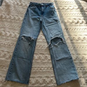 Zara Baggy Fitted Light-Wash Jeans, Size US 10